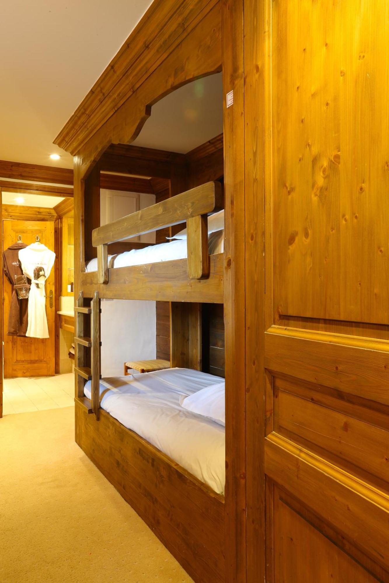 Hotel Les Peupliers Courchevel Buitenkant foto