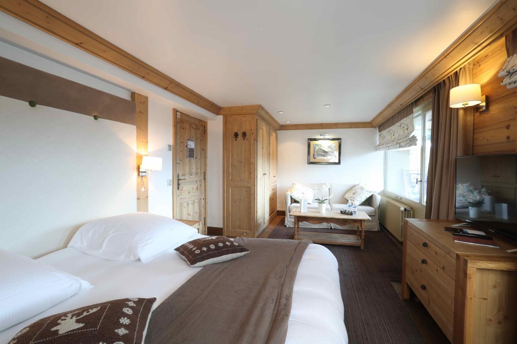 Hotel Les Peupliers Courchevel Buitenkant foto