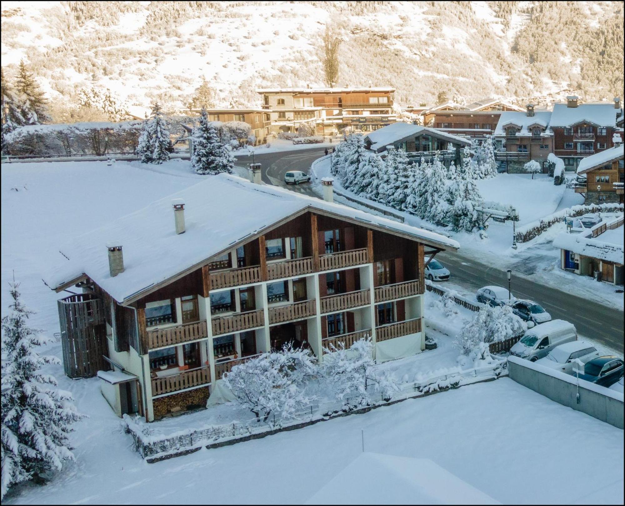 Hotel Les Peupliers Courchevel Buitenkant foto